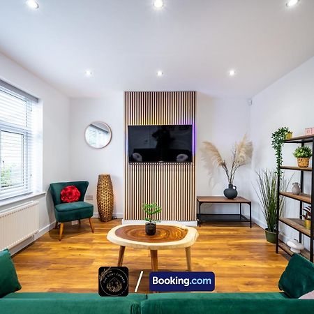 Cosy 3-Bed House, Garden & Free Parking In Stretford Apartment Manchester Luaran gambar