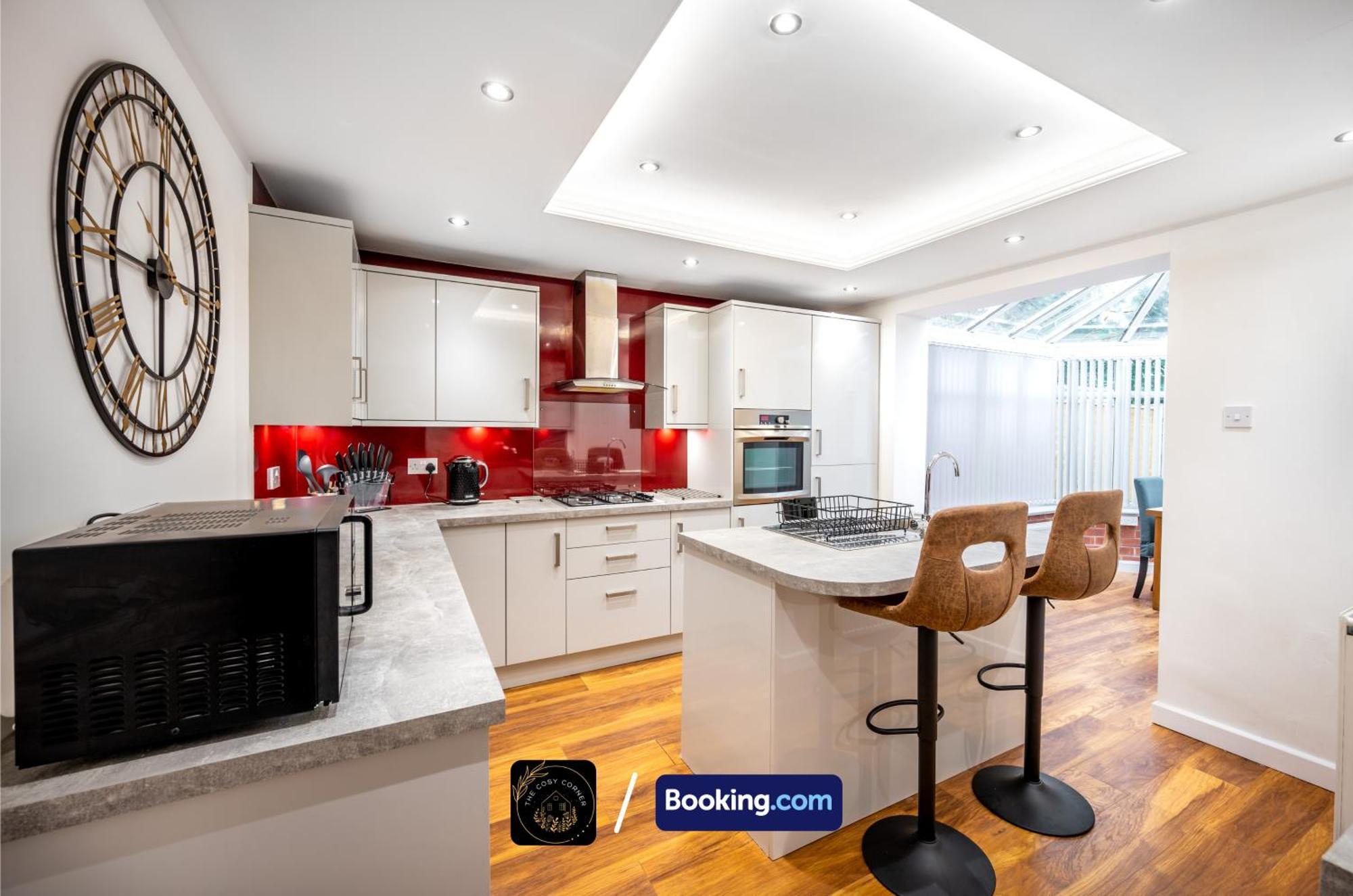 Cosy 3-Bed House, Garden & Free Parking In Stretford Apartment Manchester Luaran gambar