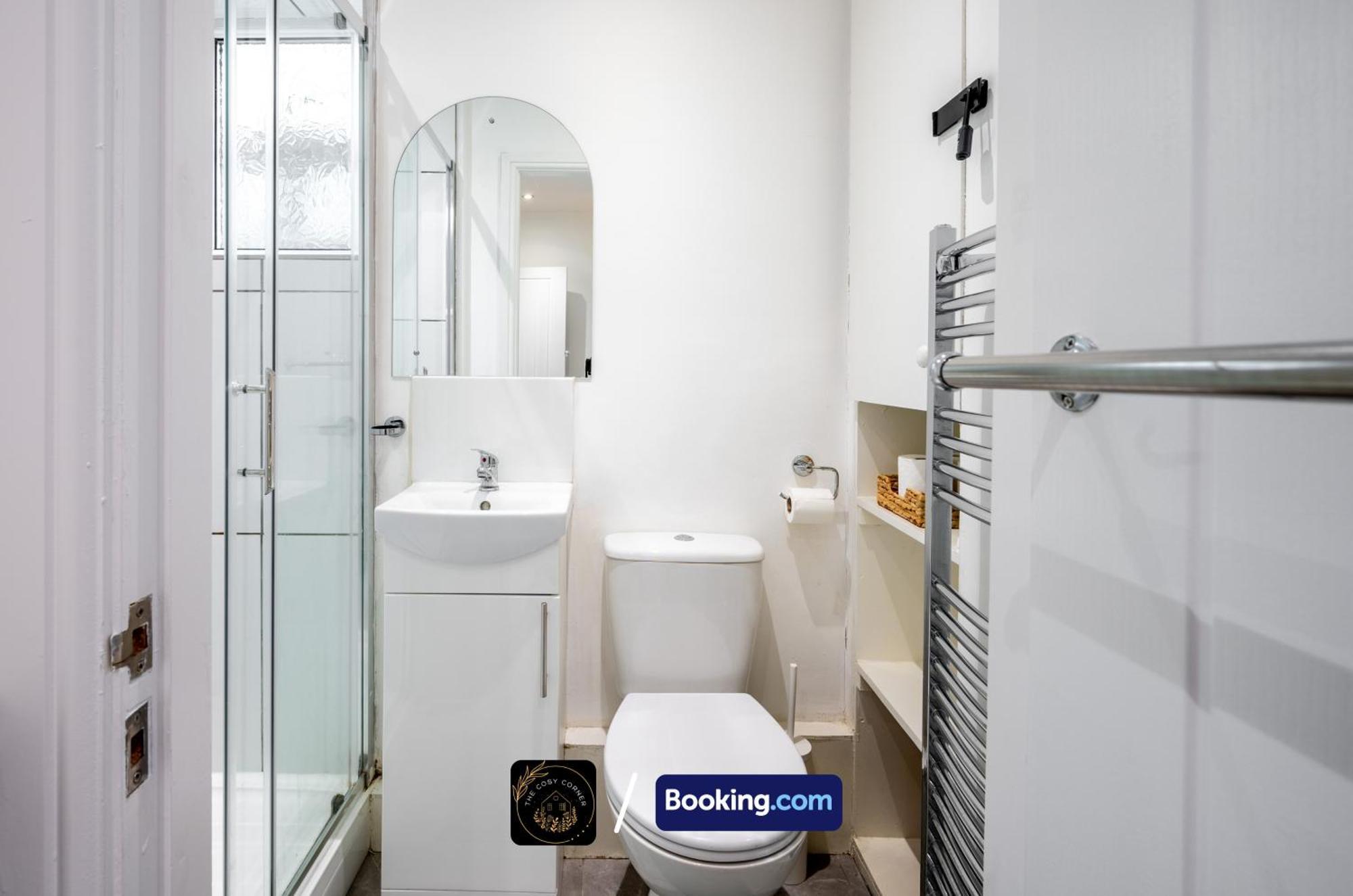 Cosy 3-Bed House, Garden & Free Parking In Stretford Apartment Manchester Luaran gambar