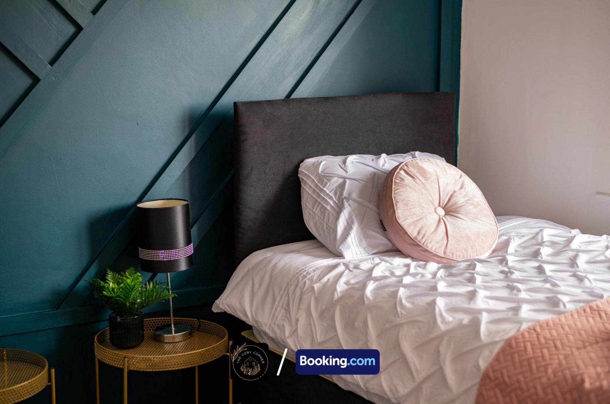 Cosy 3-Bed House, Garden & Free Parking In Stretford Apartment Manchester Luaran gambar