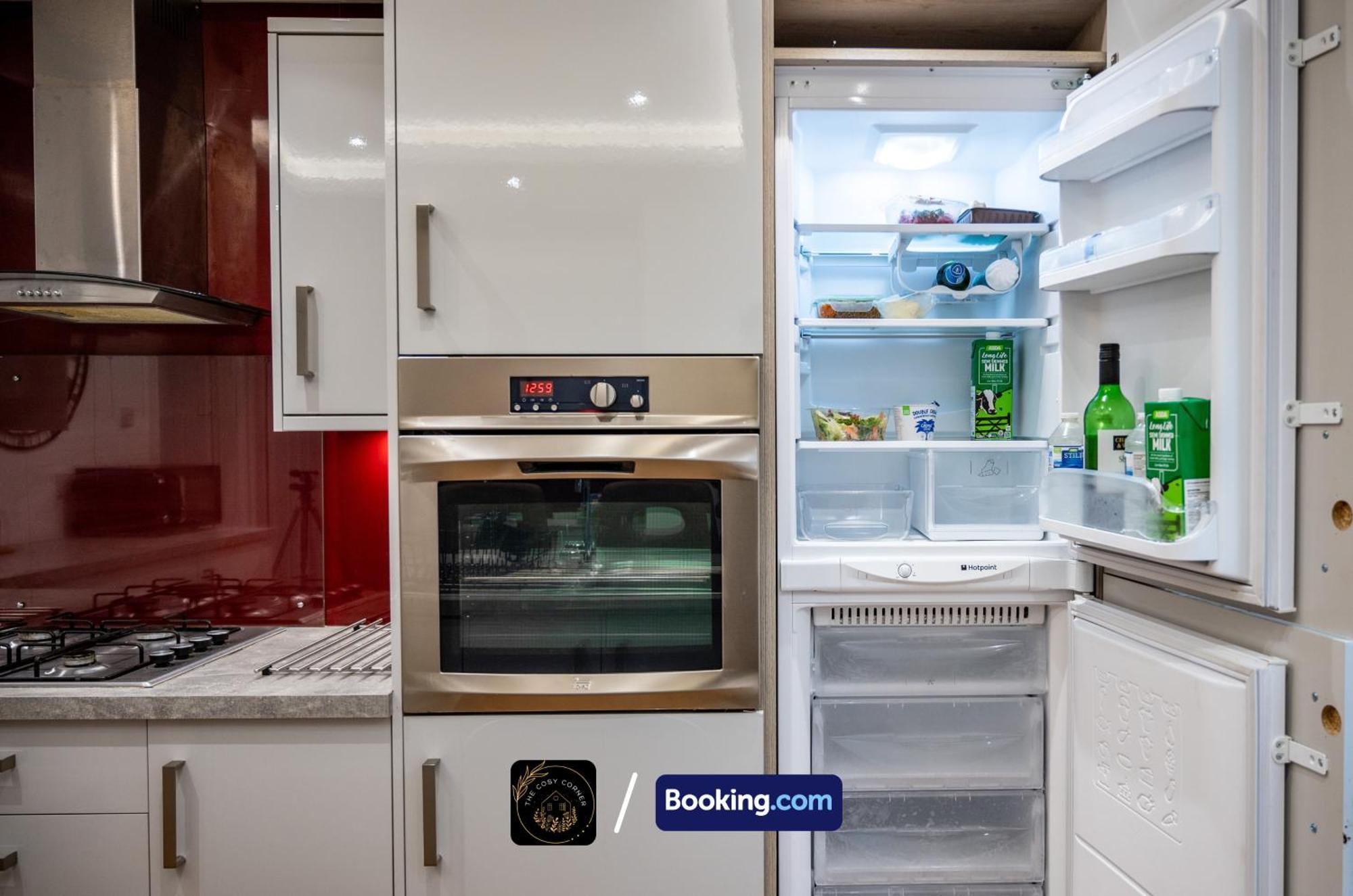 Cosy 3-Bed House, Garden & Free Parking In Stretford Apartment Manchester Luaran gambar