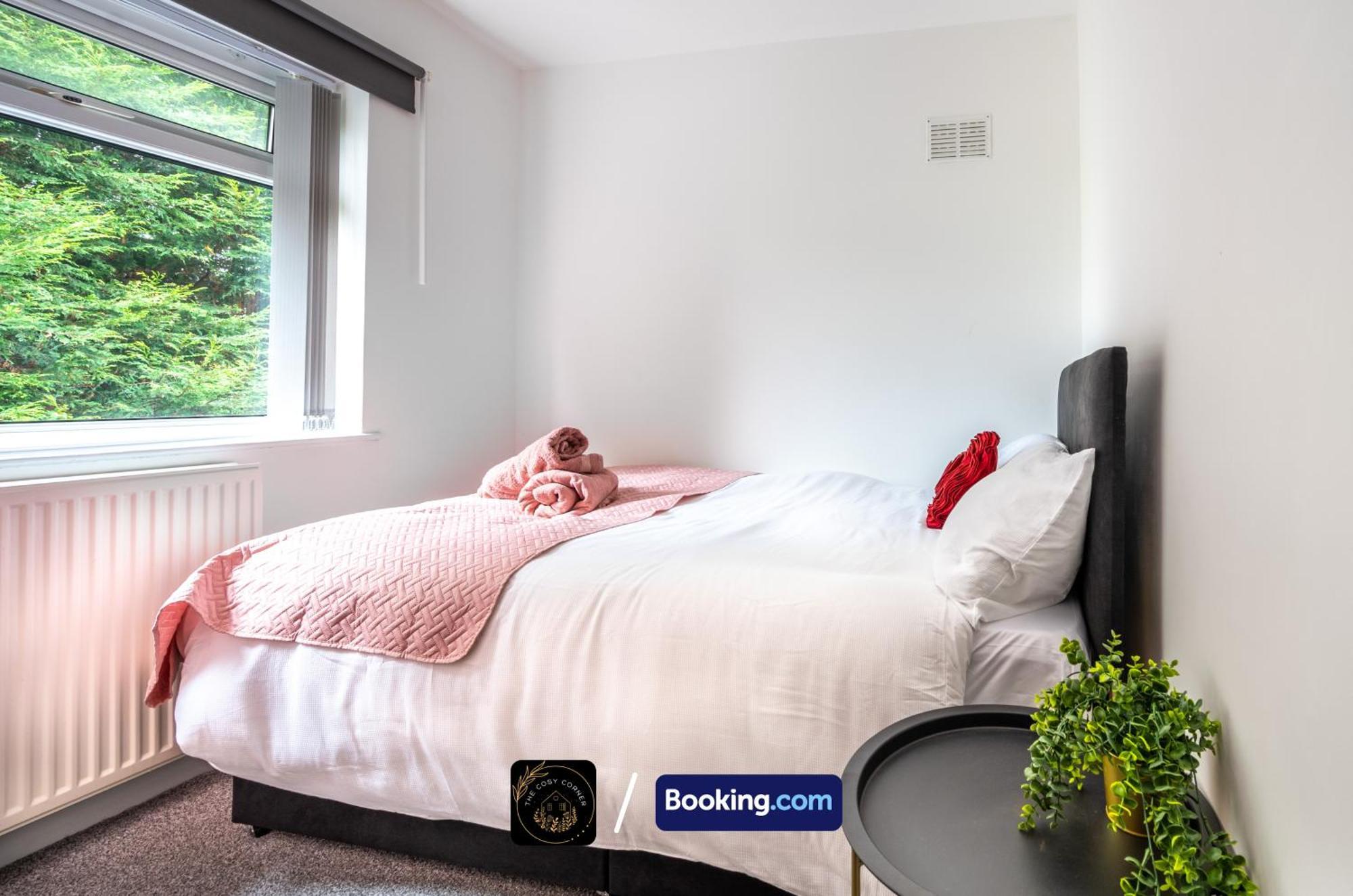 Cosy 3-Bed House, Garden & Free Parking In Stretford Apartment Manchester Luaran gambar