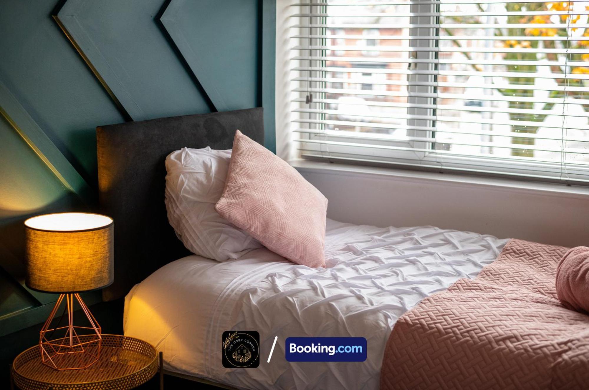 Cosy 3-Bed House, Garden & Free Parking In Stretford Apartment Manchester Luaran gambar